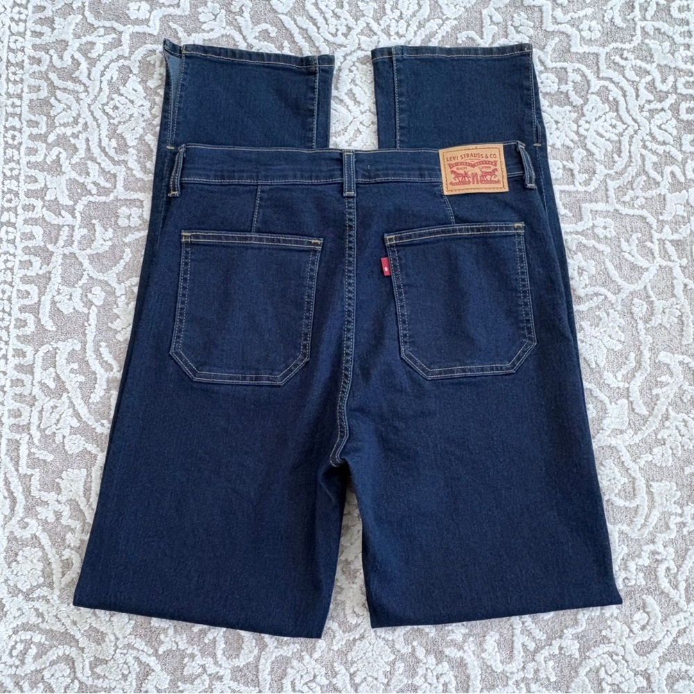 NWOT Levi’s Tailored 724 High Rise Straight - Picture 9 of 16